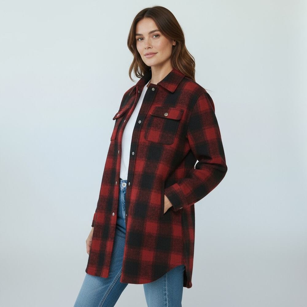 Levi's Shacket Shirt Jacket Womens Medium Faux Sherpa Lining Black Red Plaid‎